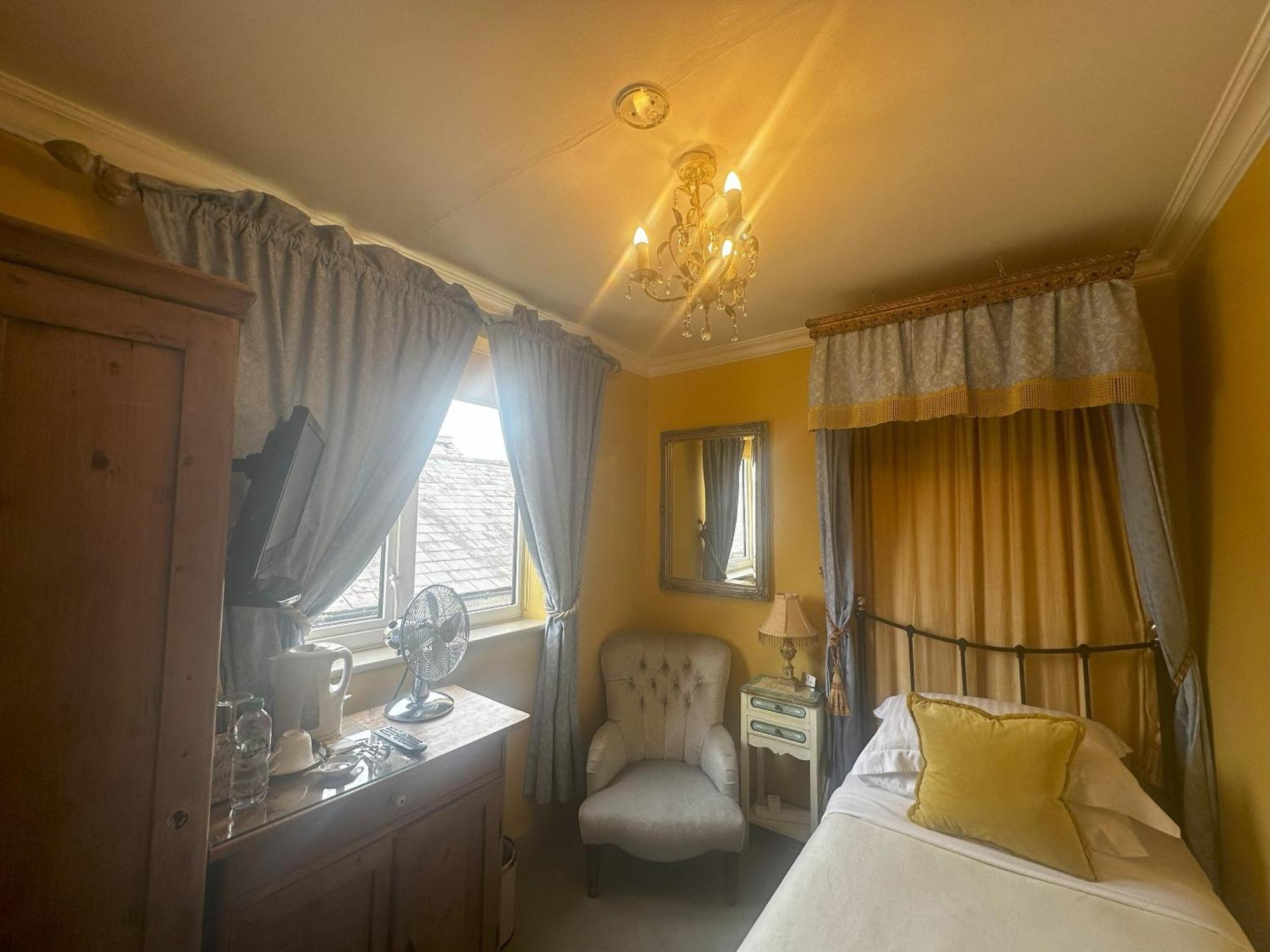 Albert & Victoria Guest House AEGON International Pokoj fotografie