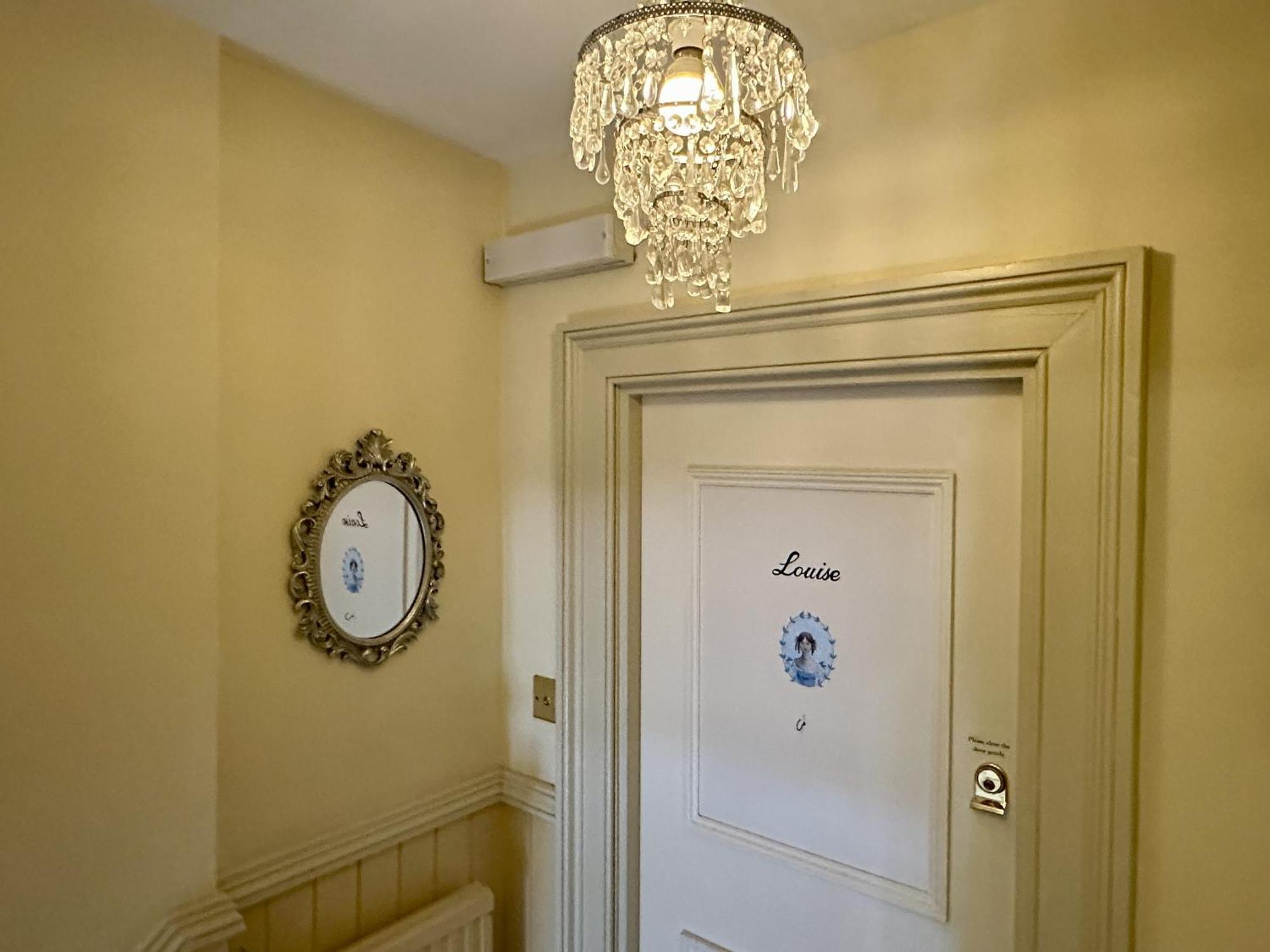 Albert & Victoria Guest House AEGON International Pokoj fotografie