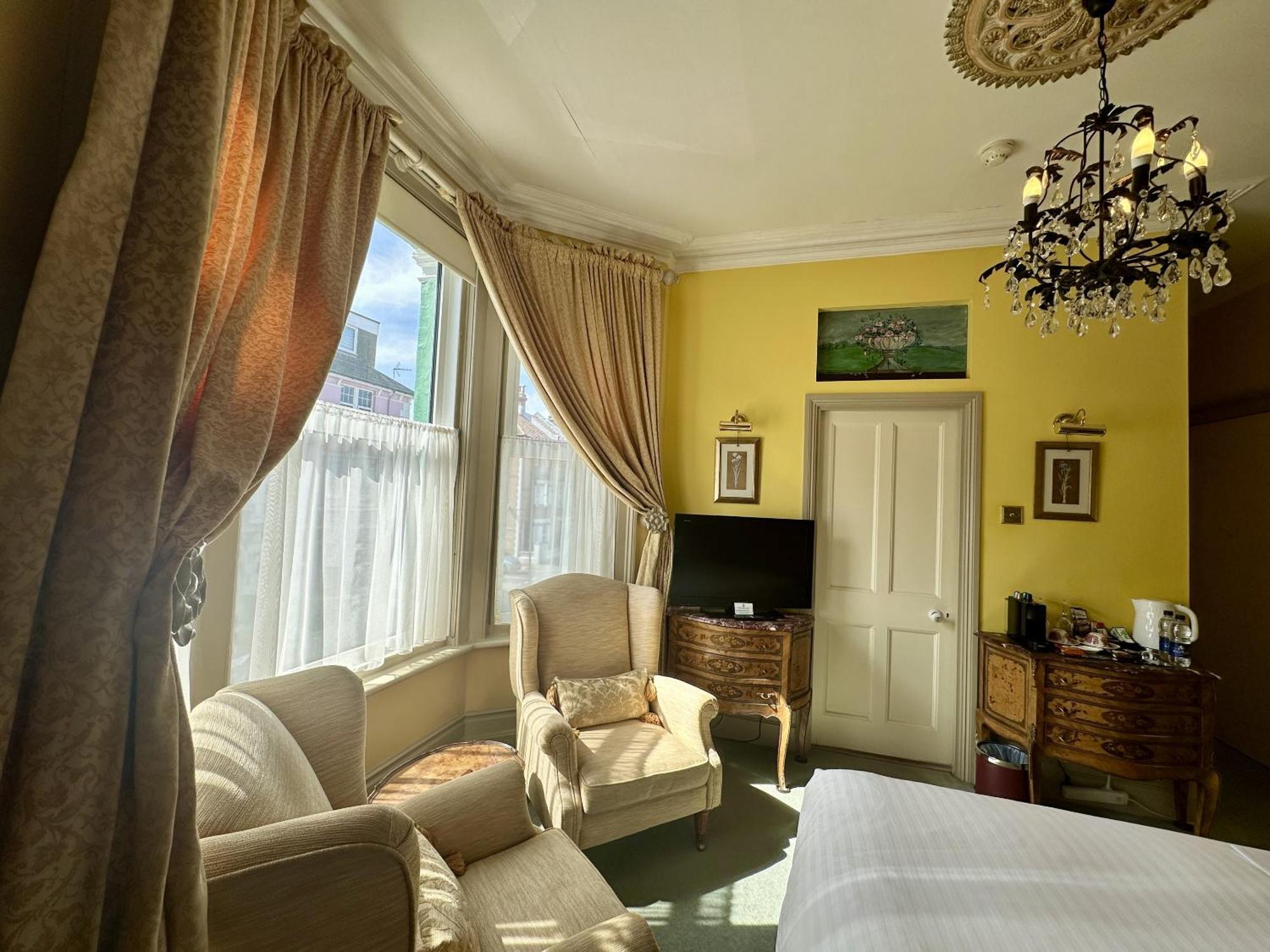 Albert & Victoria Guest House AEGON International Pokoj fotografie
